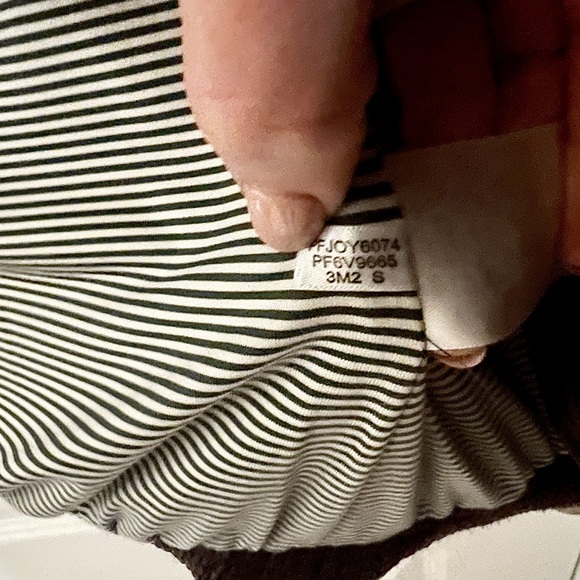 Calvin Klein Down Performance Premium Puffer Vest Womens Jacket Small Top Maroon - Picture 7 of 9